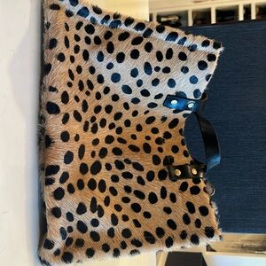 Parker Thatch tote bag.